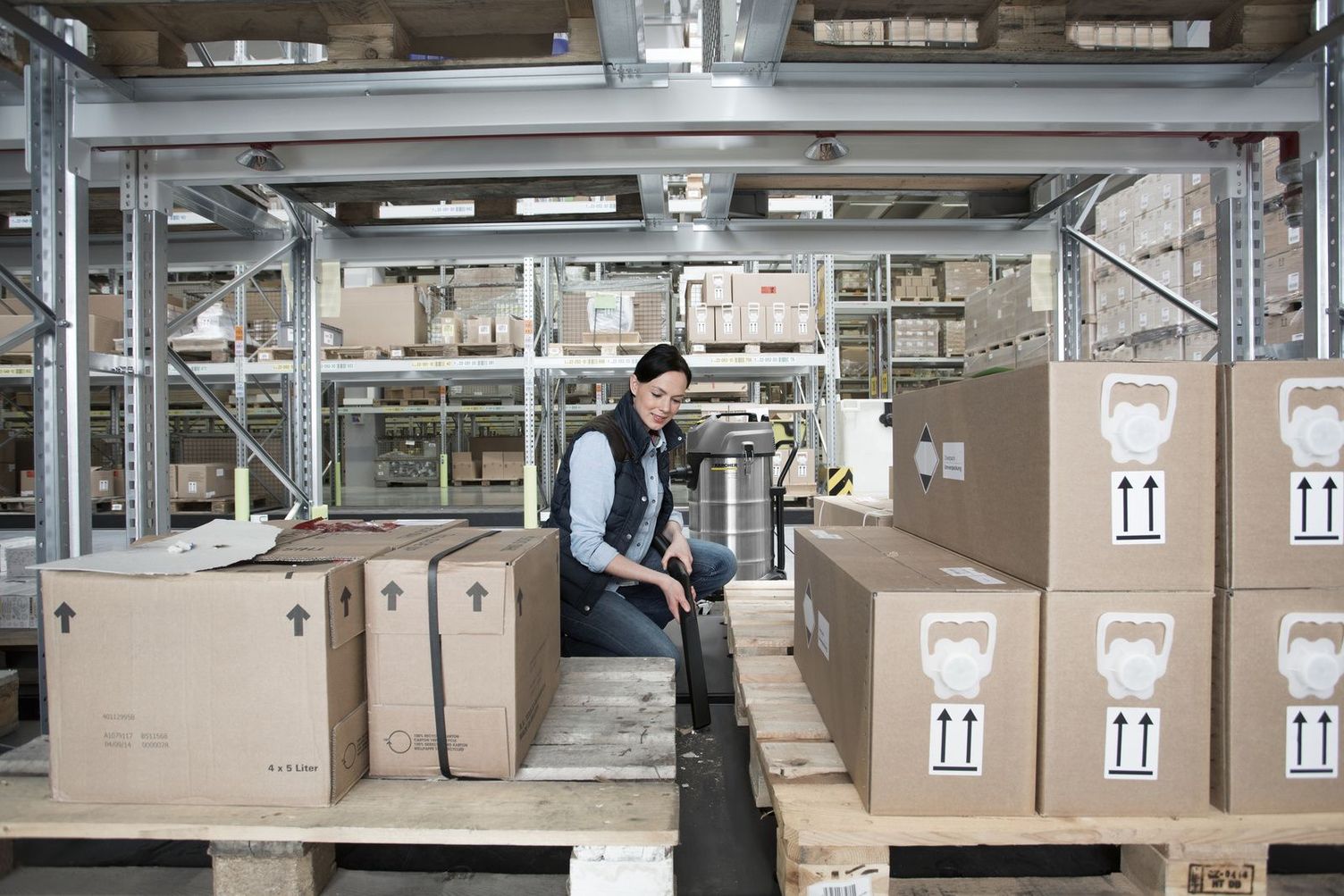 Spot cleaning in the warehouse