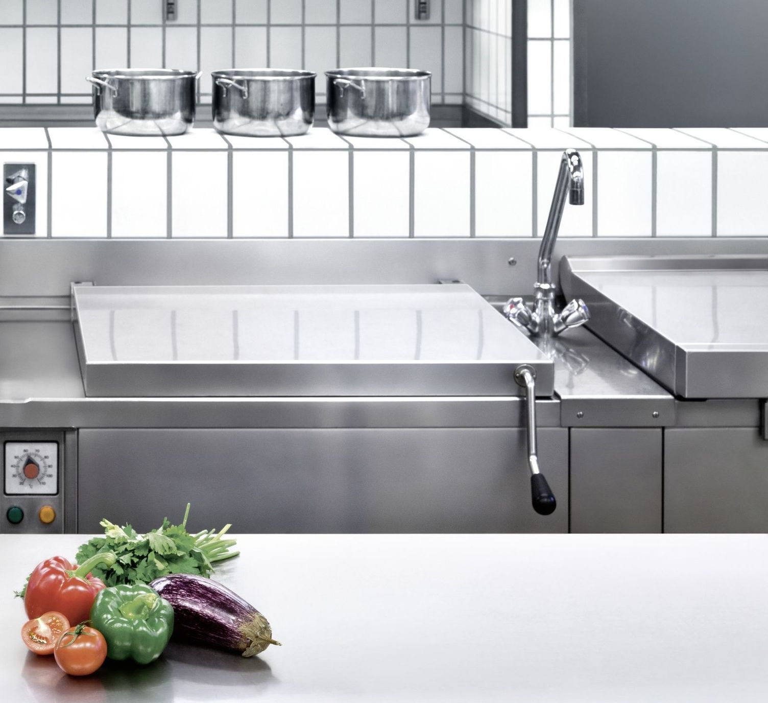 Cleaning of commercial kitchens Cleaning of commercial kitchens