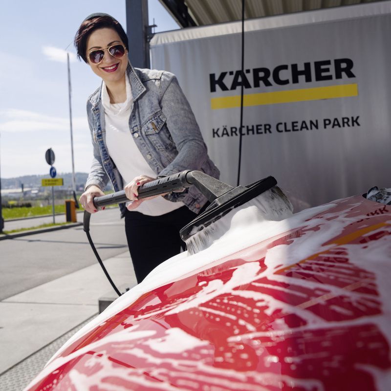 Kärcher's dosing system can precisely dose the ideal quantity of detergent to minimise water consumption Kärcher's dosing system can precisely dose the ideal quantity of detergent to minimise water consumption