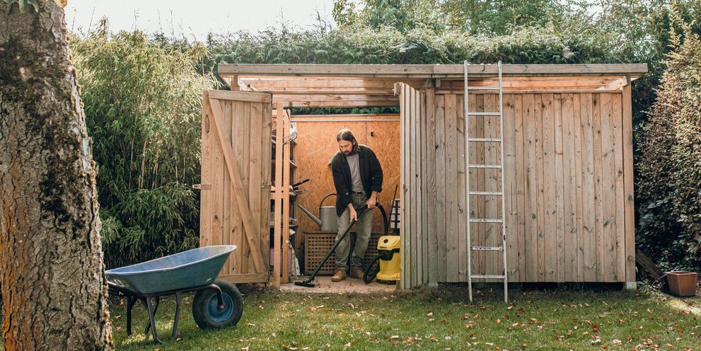 Making the garden winter-proof Making the garden winter-proof with Kärcher tips