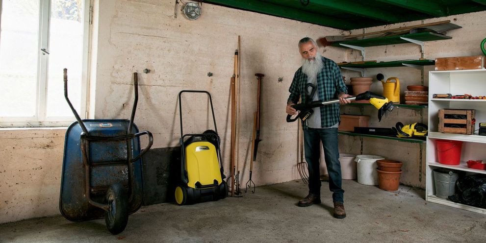 Storing garden tools