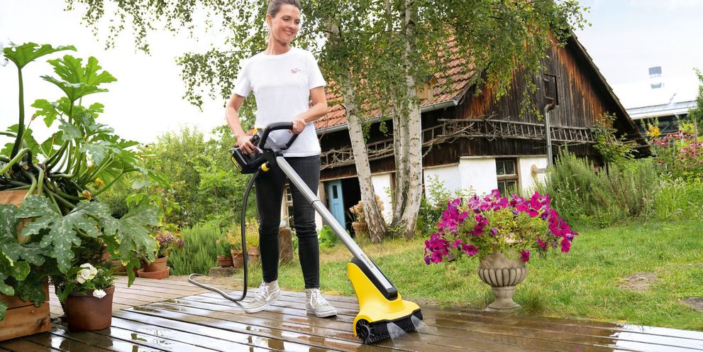 Kärcher Tips: cleaning wooden terrace