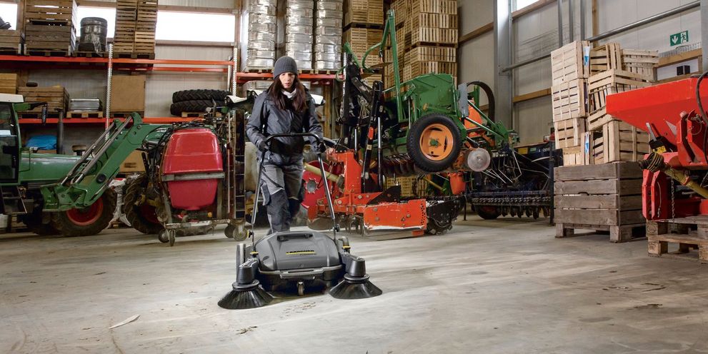 Cleaning farming warehouses Cleaning farming warehouses