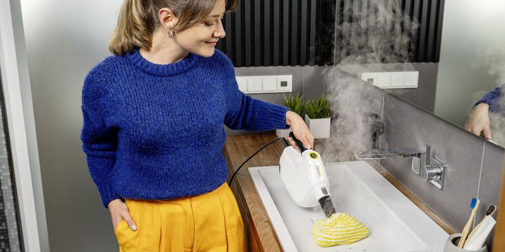 Cleaning washbasins and taps Kärcher tips for cleaning washbasins and taps