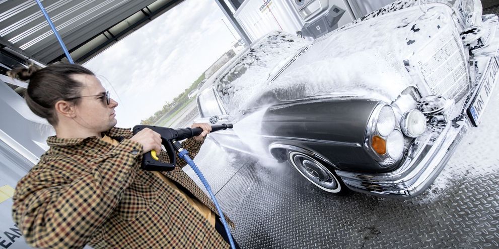 Power foam in the self-service wash system