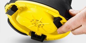 Submersible flat-suction pumps