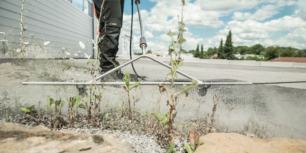 Kärcher WR 100 weed remover for destroying weeds with hot water