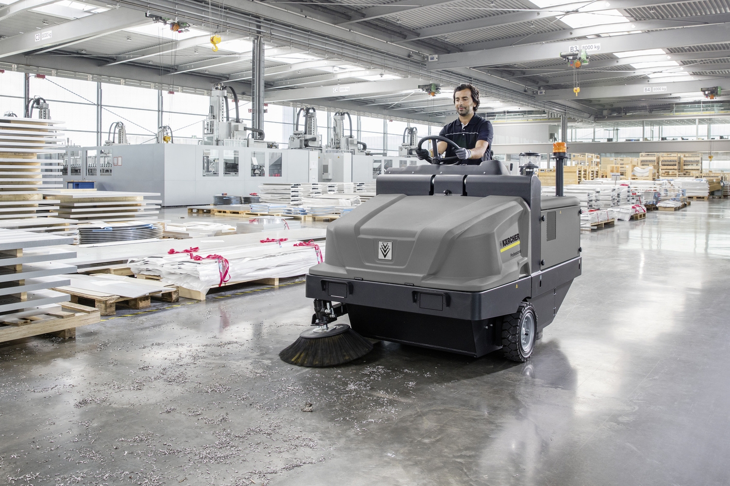 KM Industrial Sweeper Outside area cleaning with a sweeper