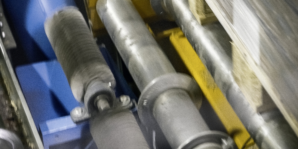 Brushes of the pallet extraction machine