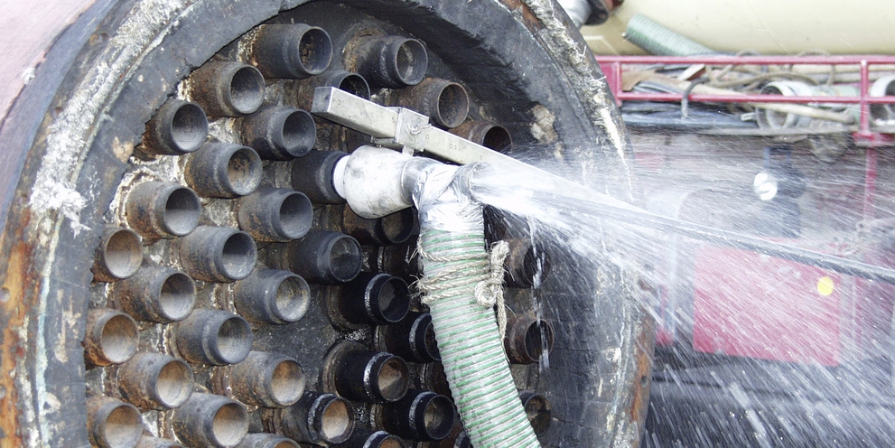 Piping and heat exchangers cleaning Piping and heat exchangers cleaning