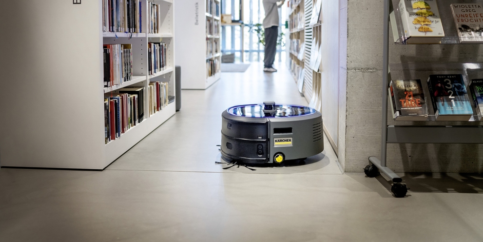 Karcher professionele robotstofzuiger in openbare ruimte. Karcher professionele robotstofzuiger in openbare ruimte.