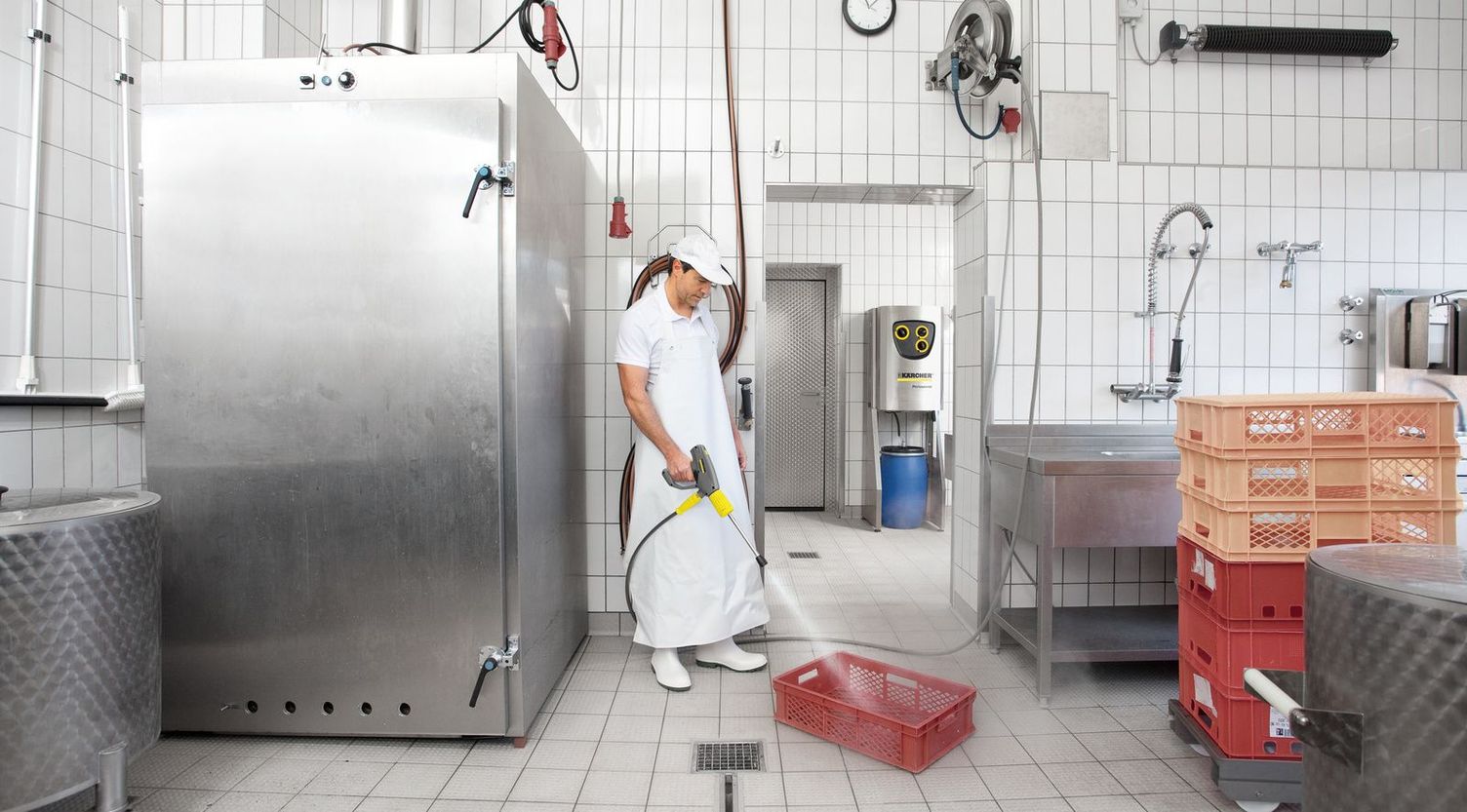 Kitchen cleaning_05_Utensils_HD_Stationary