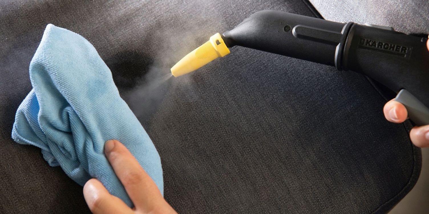 Removing stains from upholstery with a Kärcher steam cleaner