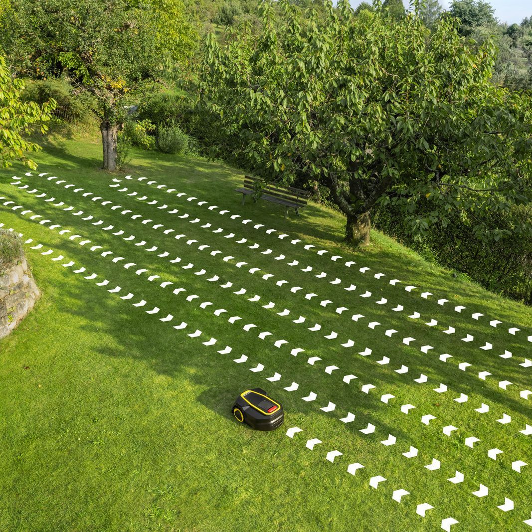 Kärcher robotic lawn mowers systematic mowing