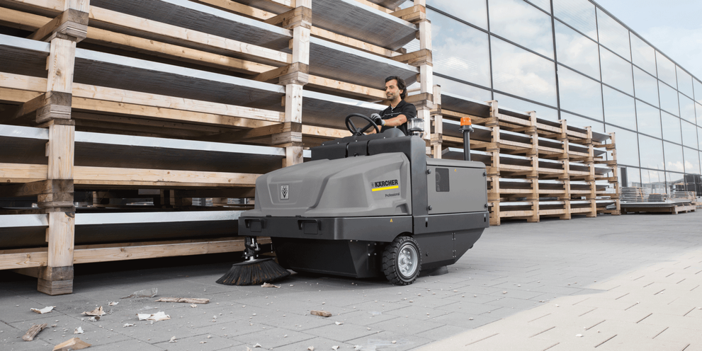 01_DZG_0319_Branchenloesungen_Transport_Logistik_Channelseiten_Modul_D_3000x1500Px_03