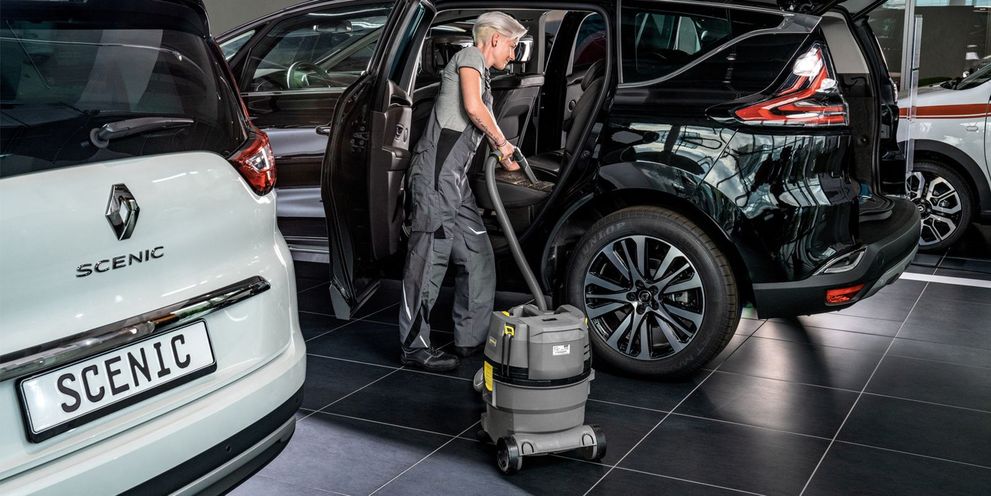 Battery-powered wet and dry vacuum cleaner NT 22/1 Ap Bp