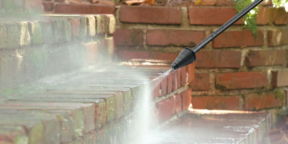 Kärcher: Removing moss