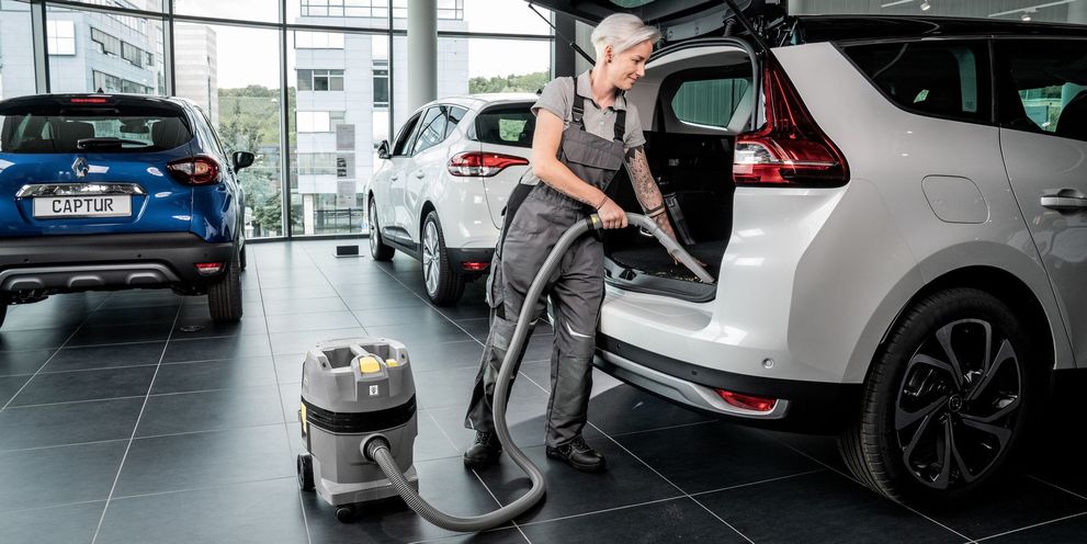 Vehicle interior preparation and cleaning