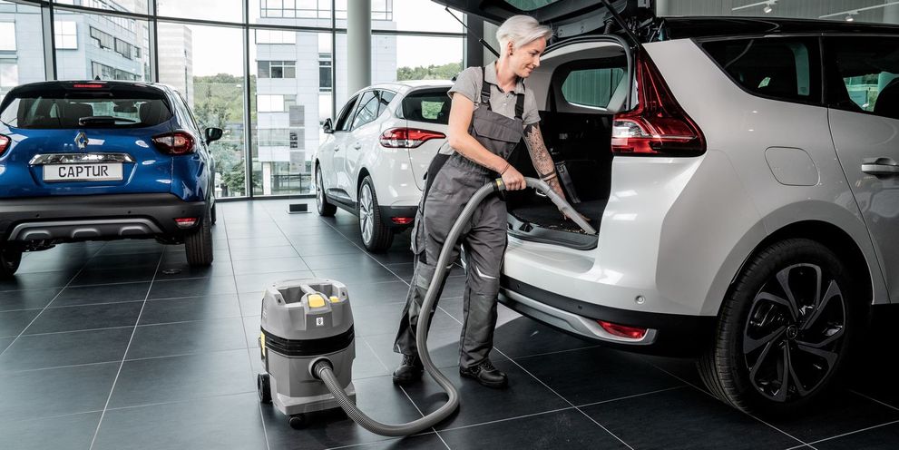 Vehicle interior preparation and cleaning