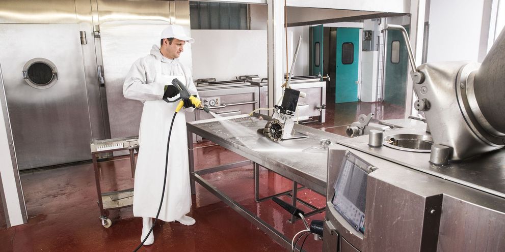 Kärcher: Cleaning for butchers