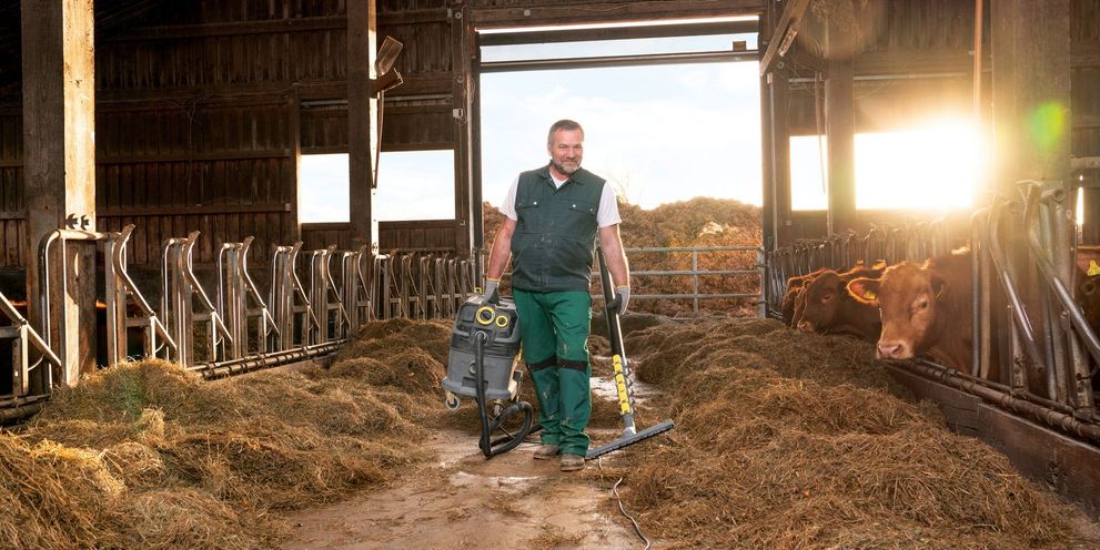 Kärcher: Cowshed cleaning in dairy cow and cattle farming