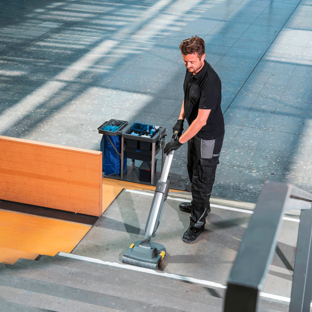 The FlexoMate has special attachment kits to allow integration with other cleaning machines