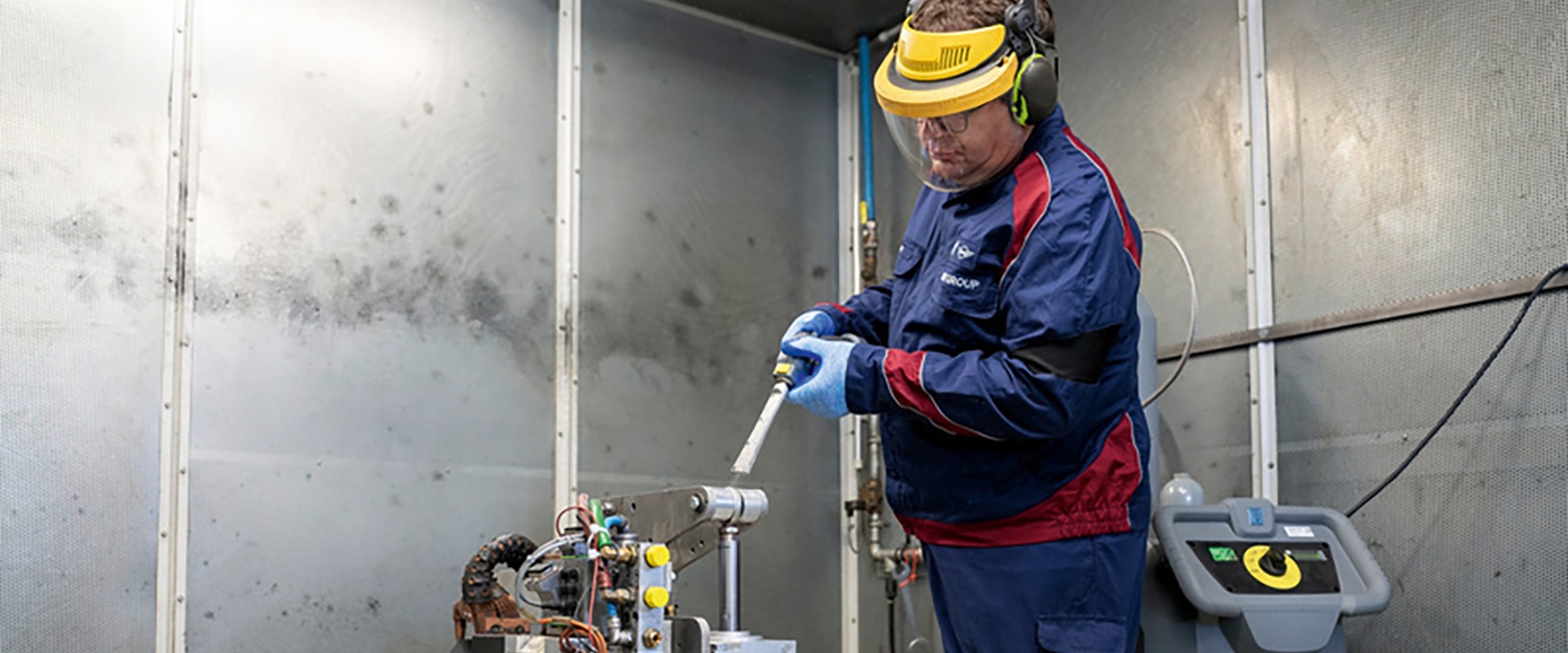 Dry ice cleaning L2P at the BMW Group