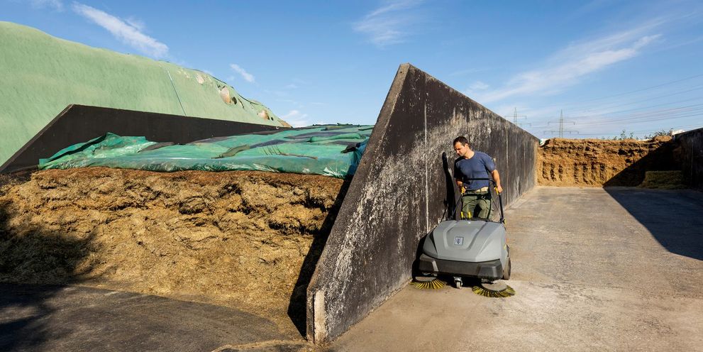 Silo cleaning in agriculture