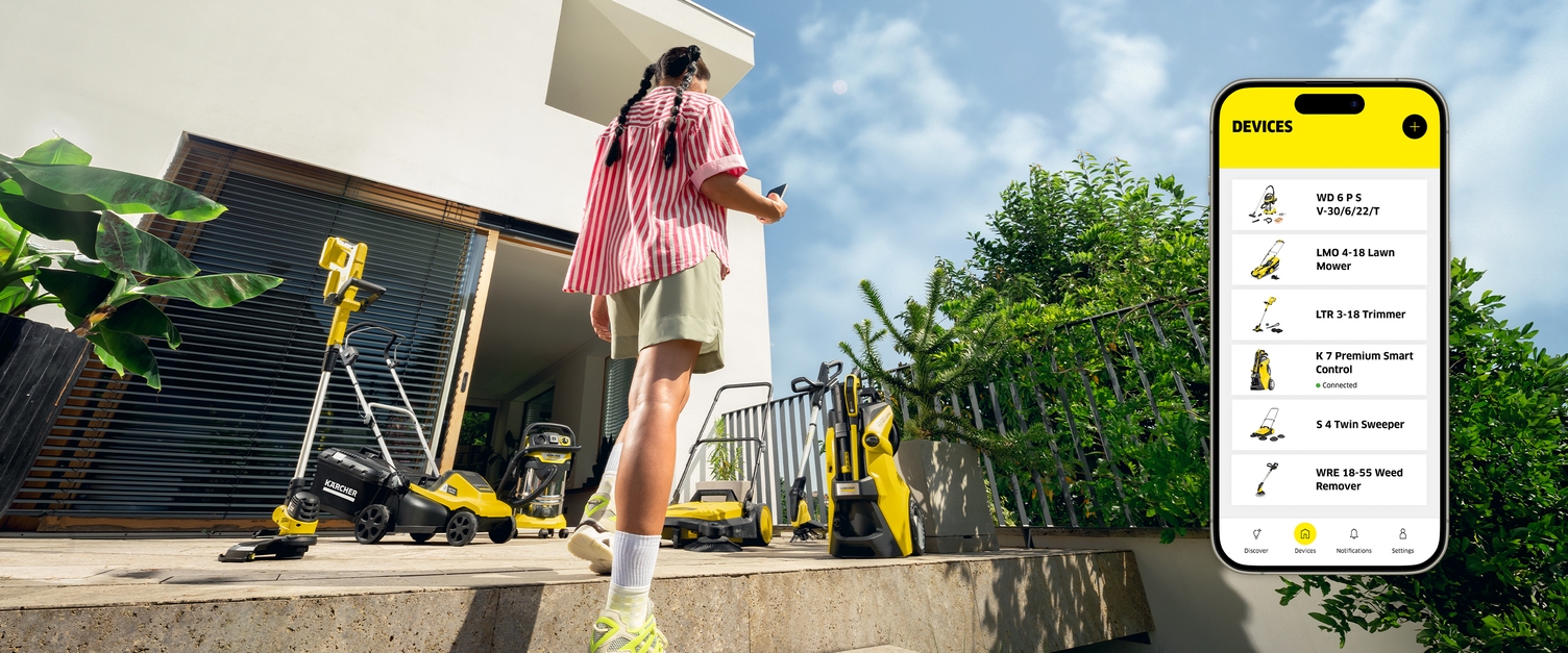 Cleaning the patio with a pressure washer and app support