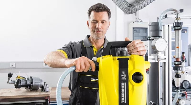 Repairing a Karcher product