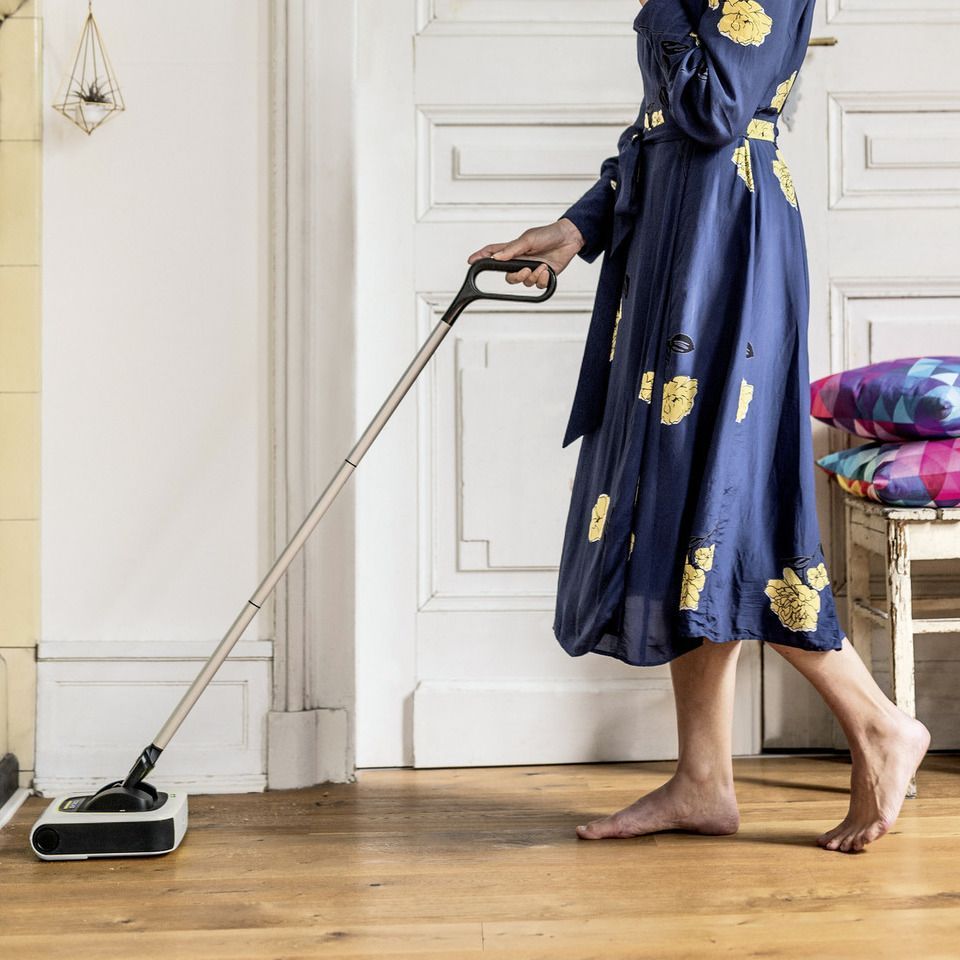 Kärcher cordless electric broom
