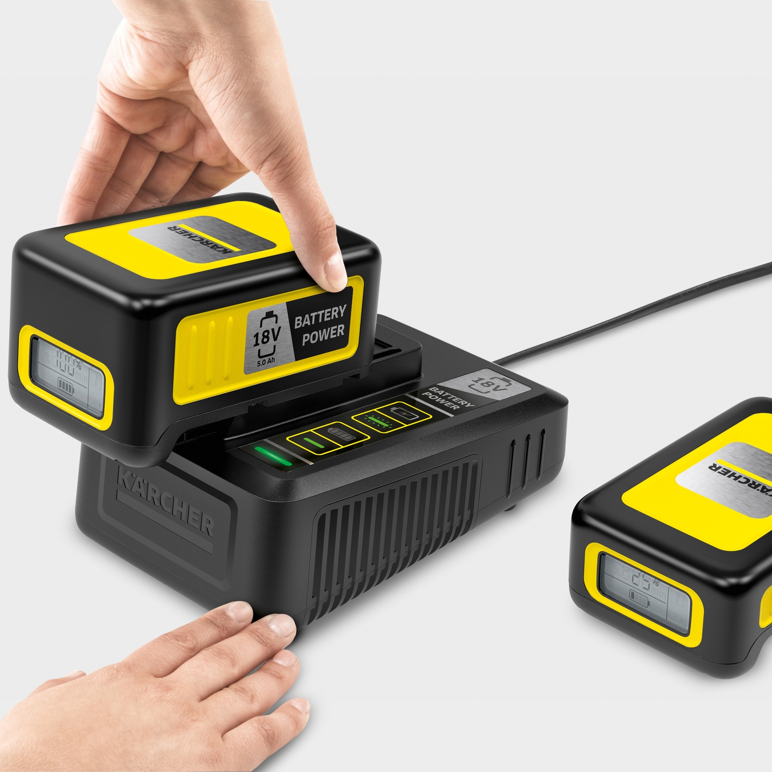 18 V pilin çim ve çalı budama makinesine takılması