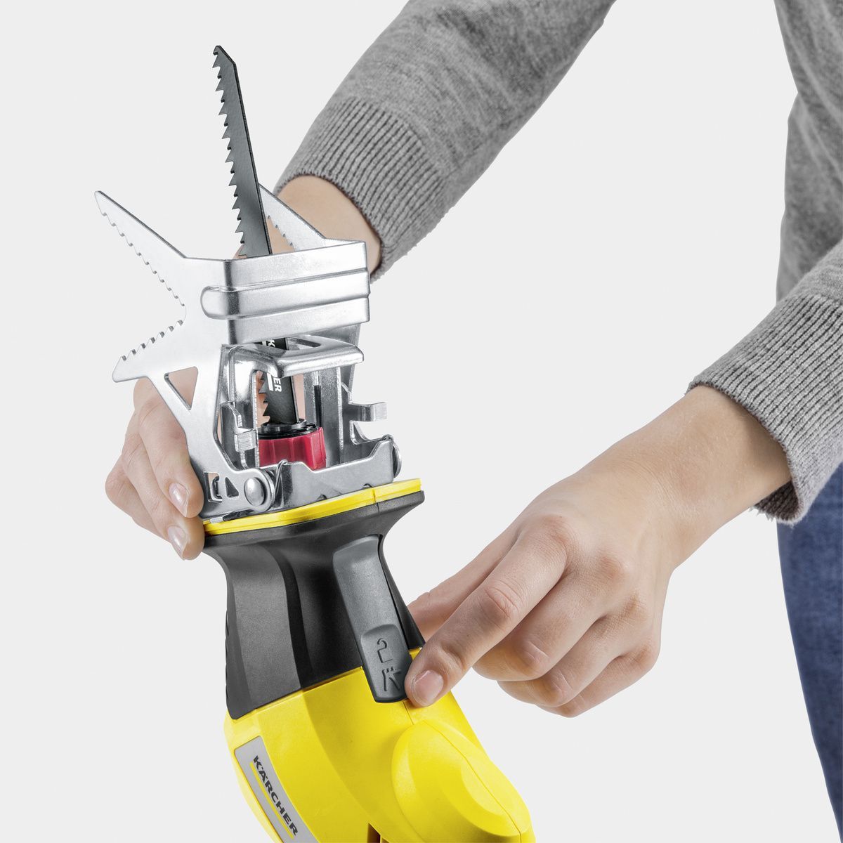 Detachable branch grip for a secure hold