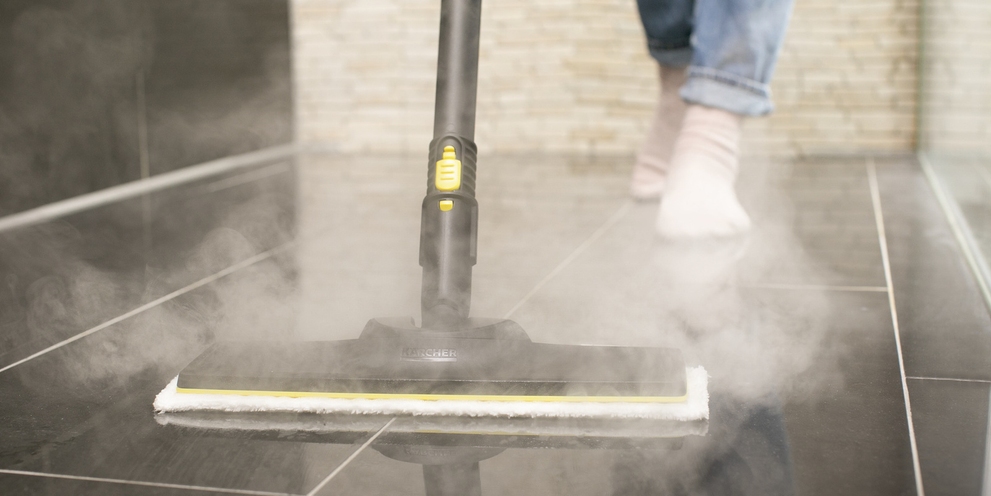 Floor Cleaning with steam