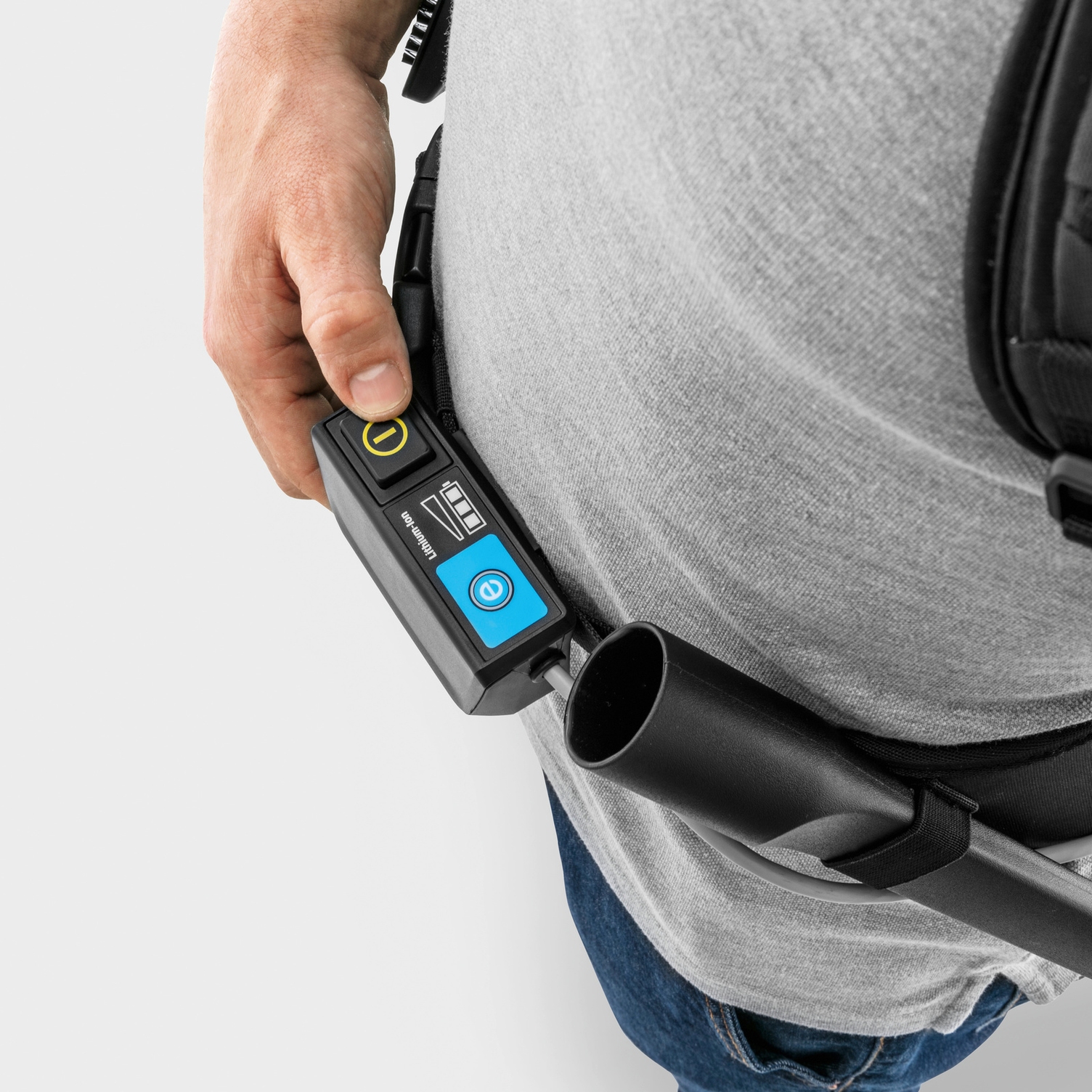 The BVL 5/1 Bp battery-powered backpack vacuum is very easy to operate The BVL 5/1 Bp battery-powered backpack vacuum is very easy to operate