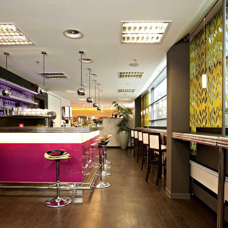 Bar Bar