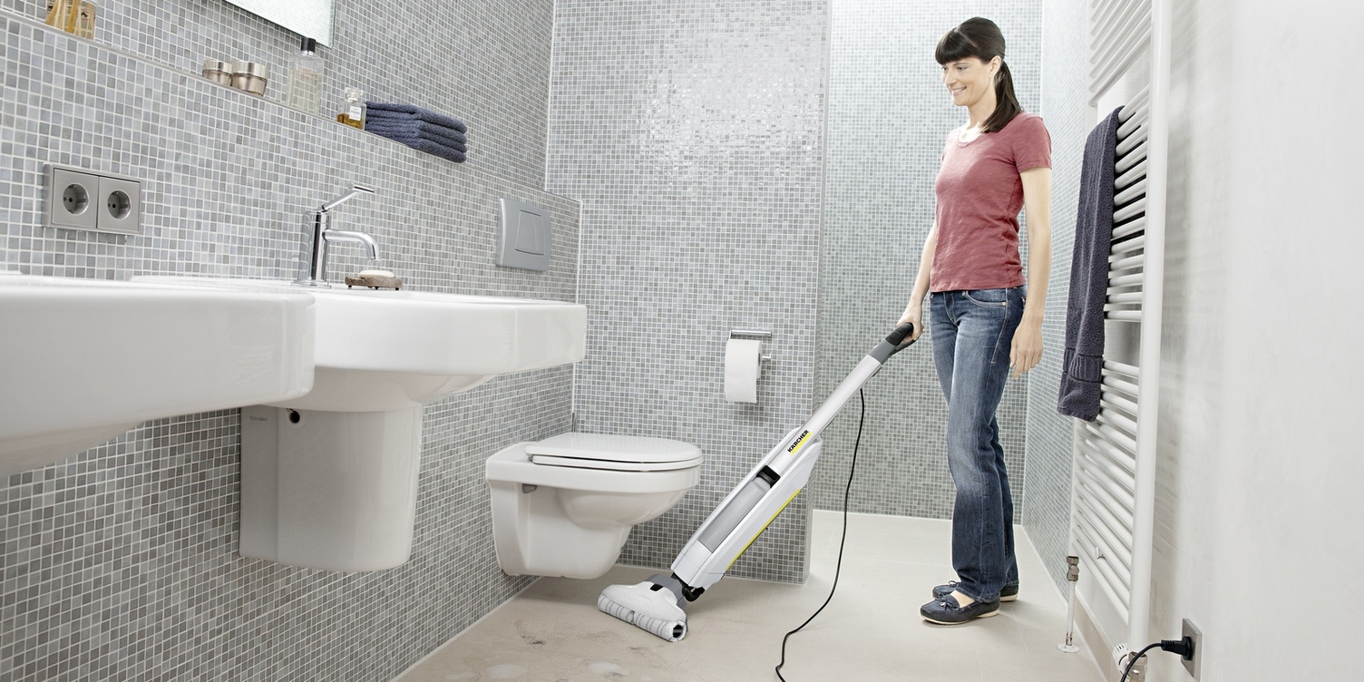 Karcher FC 5 Premium Cleans Bathroom Ceramic Tile Floors