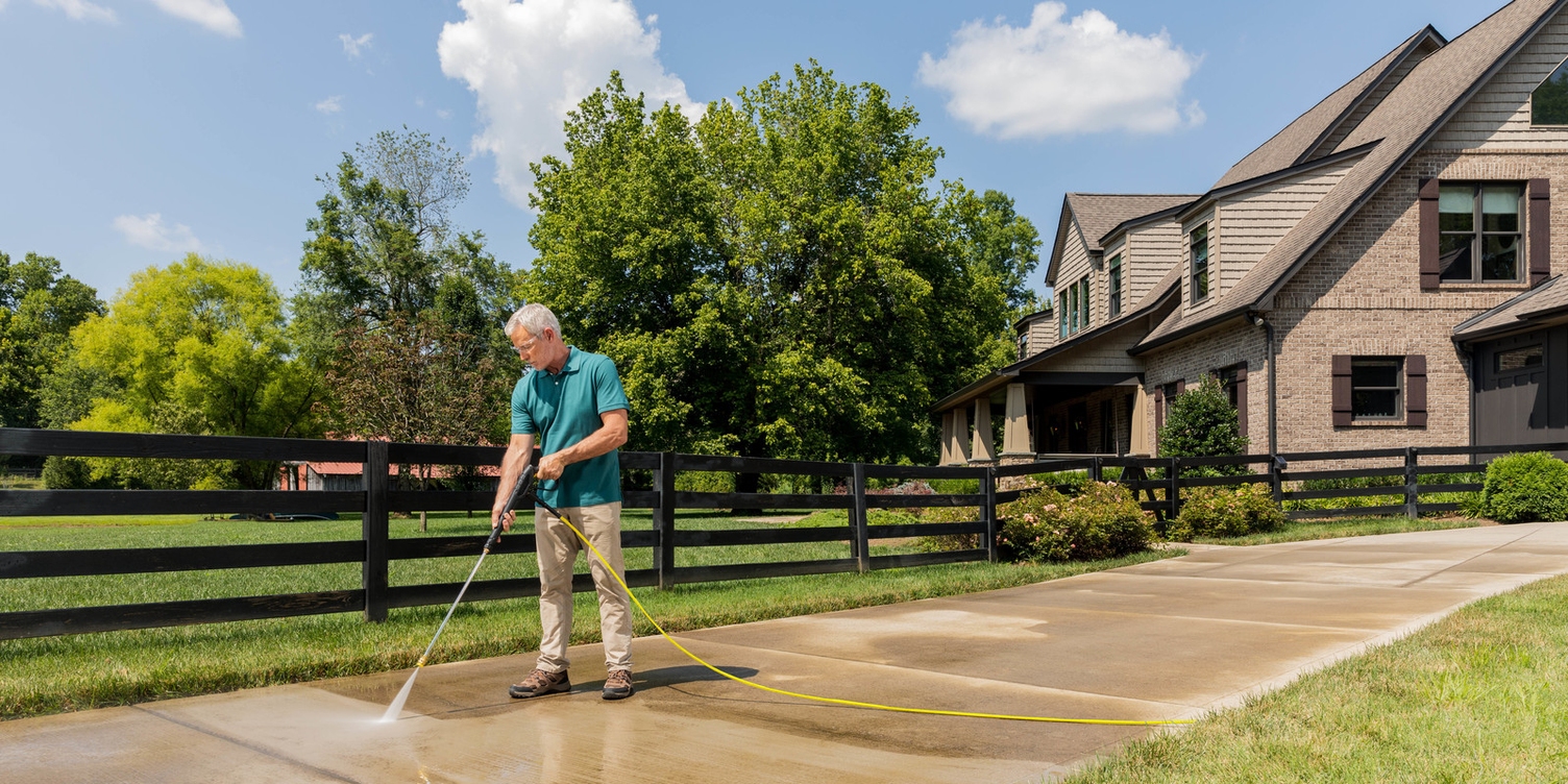 Karcher Gas Pressure Washer Cleans Concrete Driveway