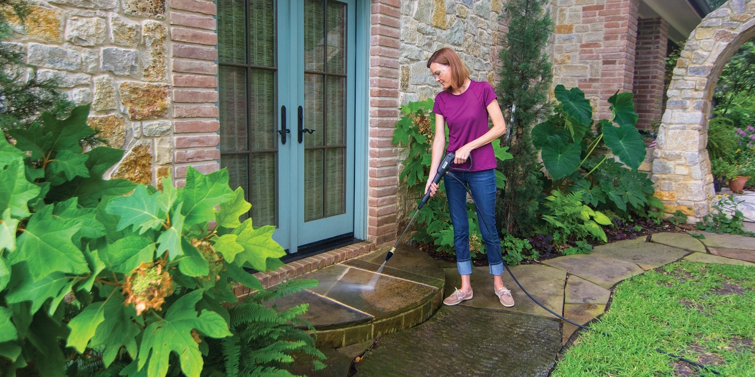 Karcher K1900 K2000 Cleans Entrance Steps