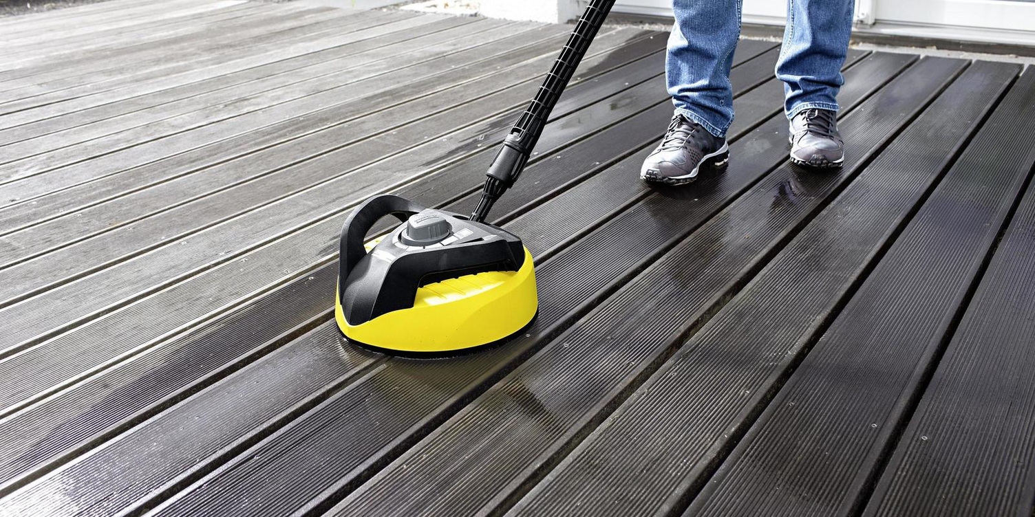 Karcher T300 Surface Cleaner Cleans Wood Deck