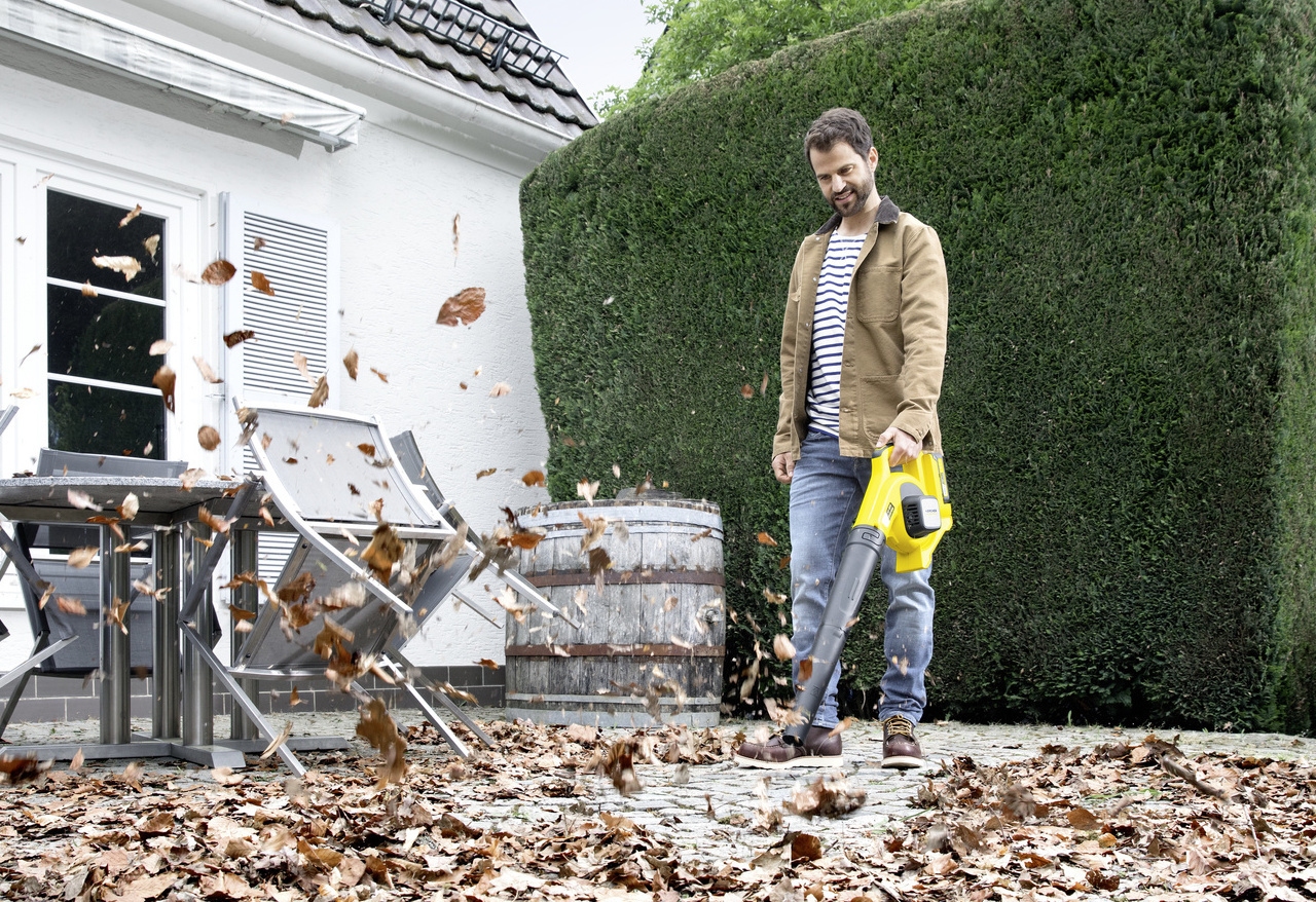 Leaf blower Leaf blower