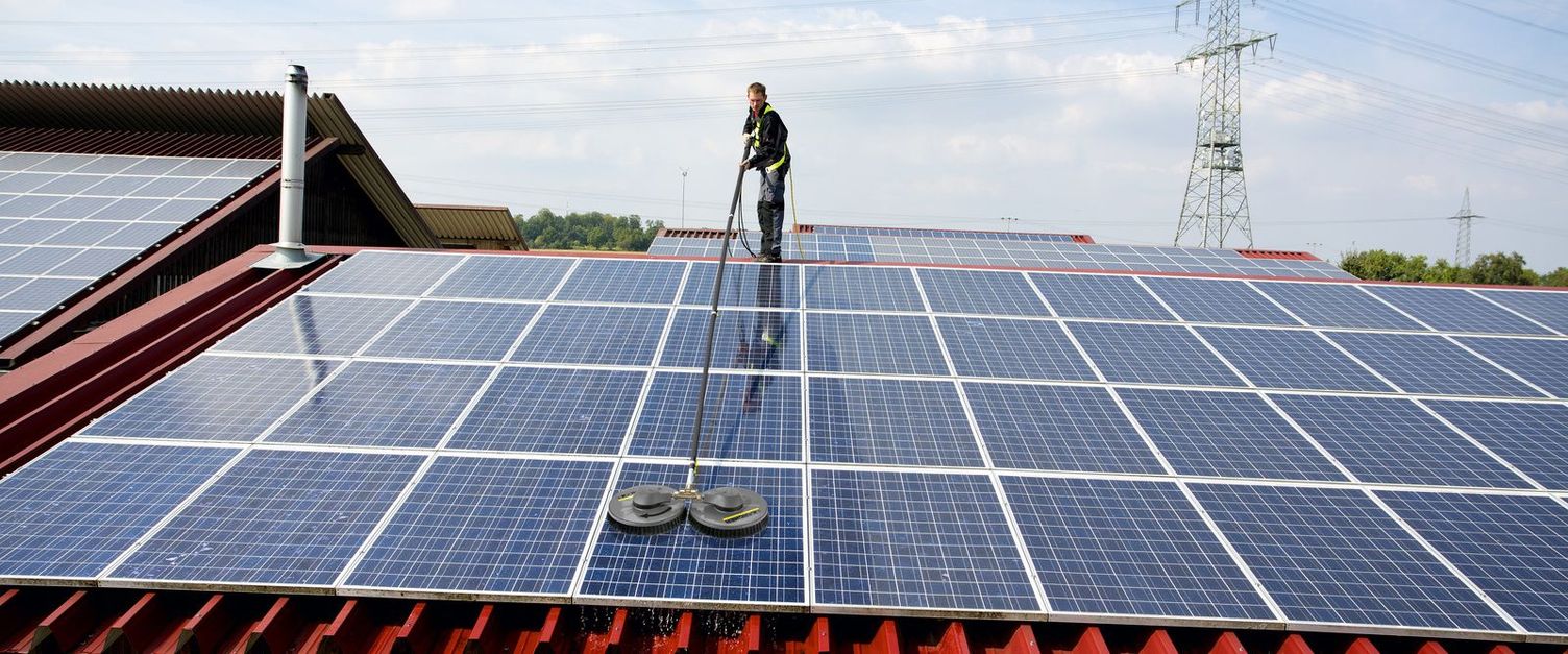 Cleaning solar and photovoltaic systems Cleaning solar and photovoltaic systems