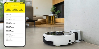 App displays cleaning history of robot vacuum cleaner App displays cleaning history of robot vacuum cleaner