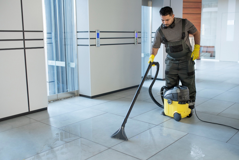 Cách tẩy xi măng trên nền gạch sau thi công
