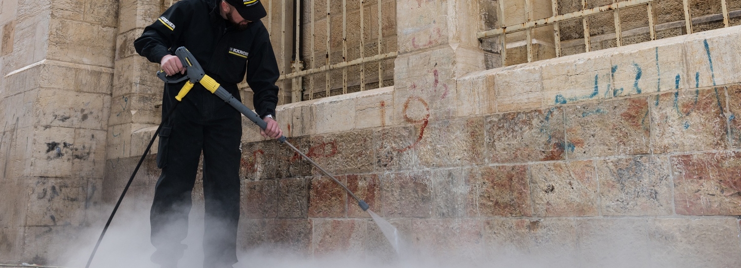 Kärcher cleaned the outer facade of the Church of the Redeemer in Jerusalem.