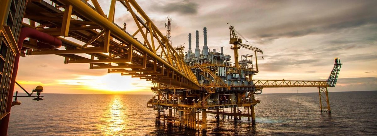 woma: Cleaning and Maintenance Offshore