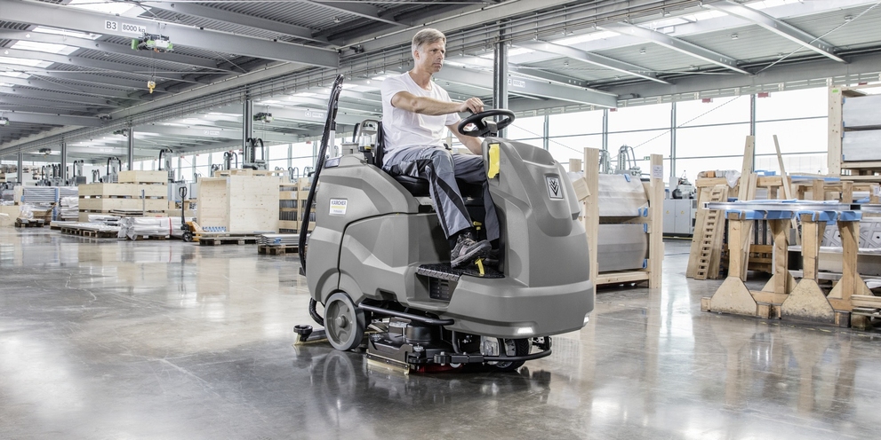 Professional cleaning of industrial floors Professional cleaning of industrial floors