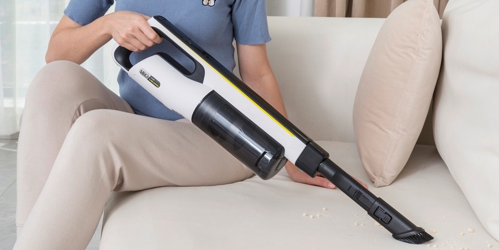 cách sử dụng máy hút bụi cầm tay