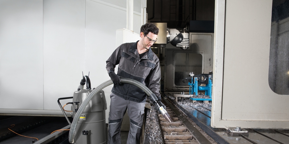 Professional industrial vacuuming/dedusting solutions